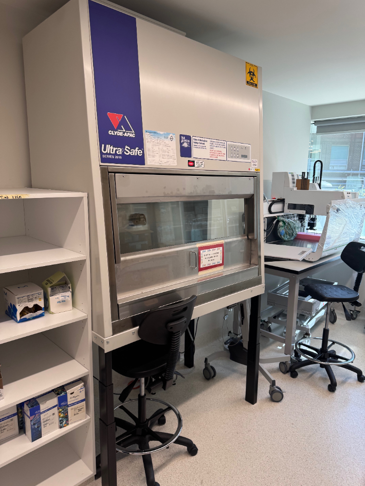 Image of Clyde-Apac Ultra Safe Series 2010 4' BioSafety Cabinet